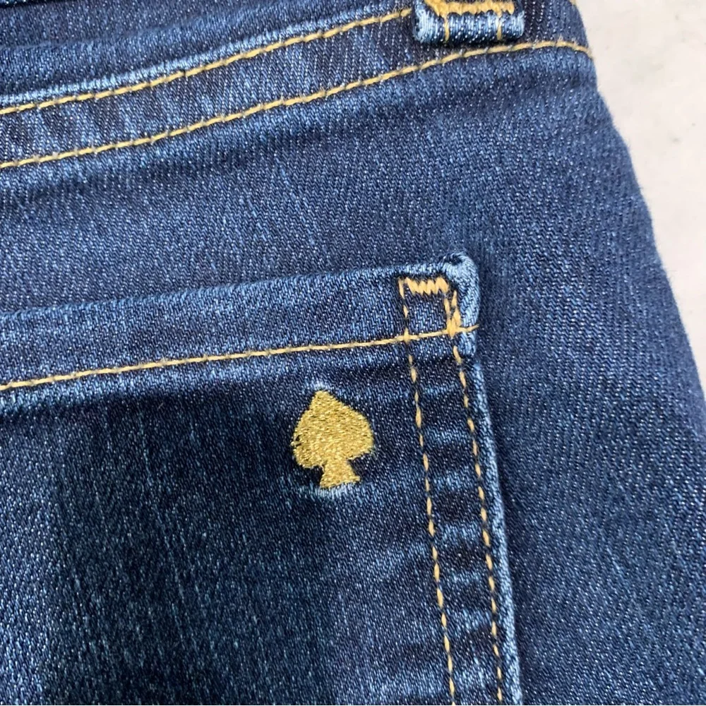 Kate Spade Perry Street Skinny Jeans, Size 26 – Dark Wash Denim‎